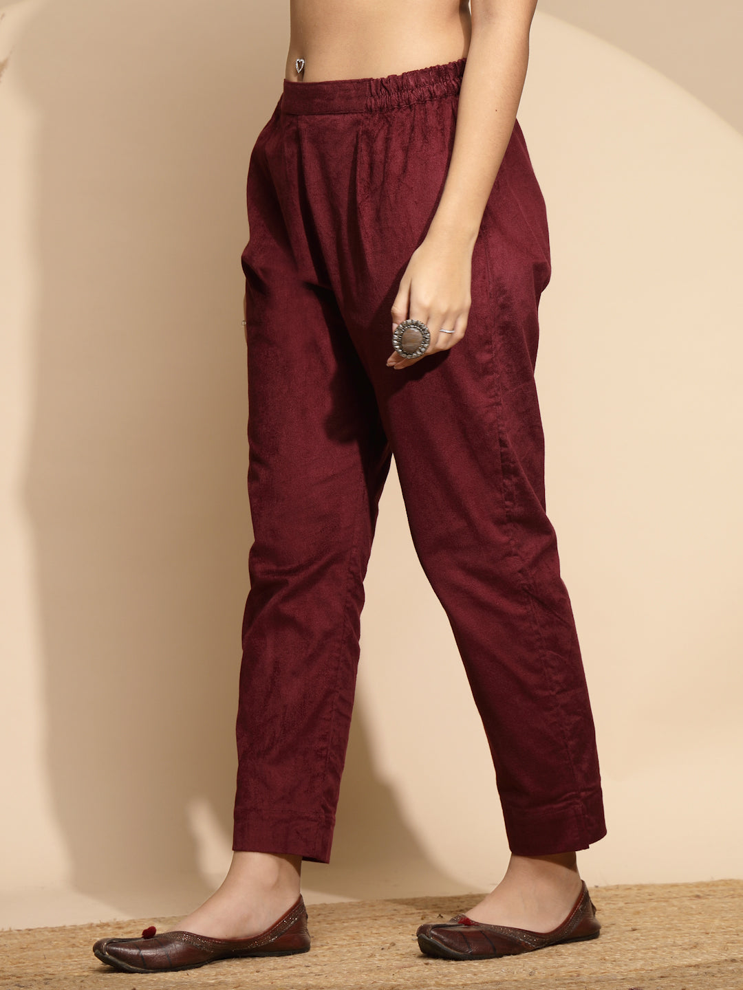 Wine Solid Woolen Blend High Rise Regular fit Pants For Women