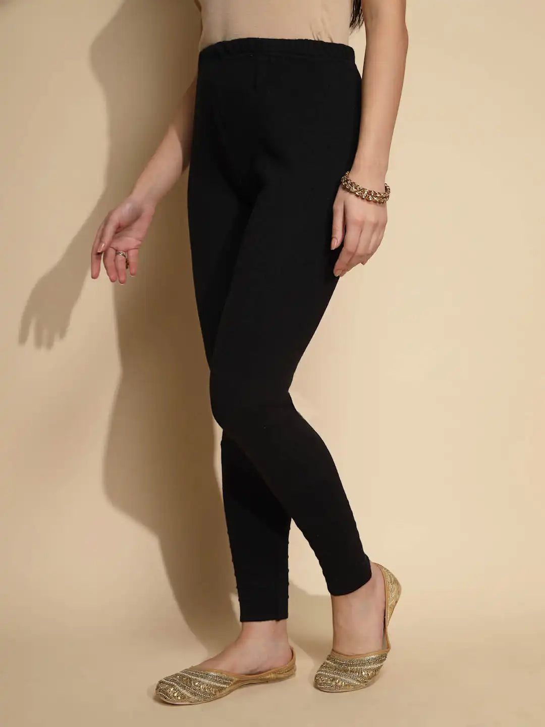 Black Solid Woolen Mid Rise Full Length Stretchable Legging