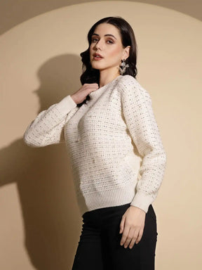 Off White Solid Full Sleeve Crew Neck Knitted Pullover