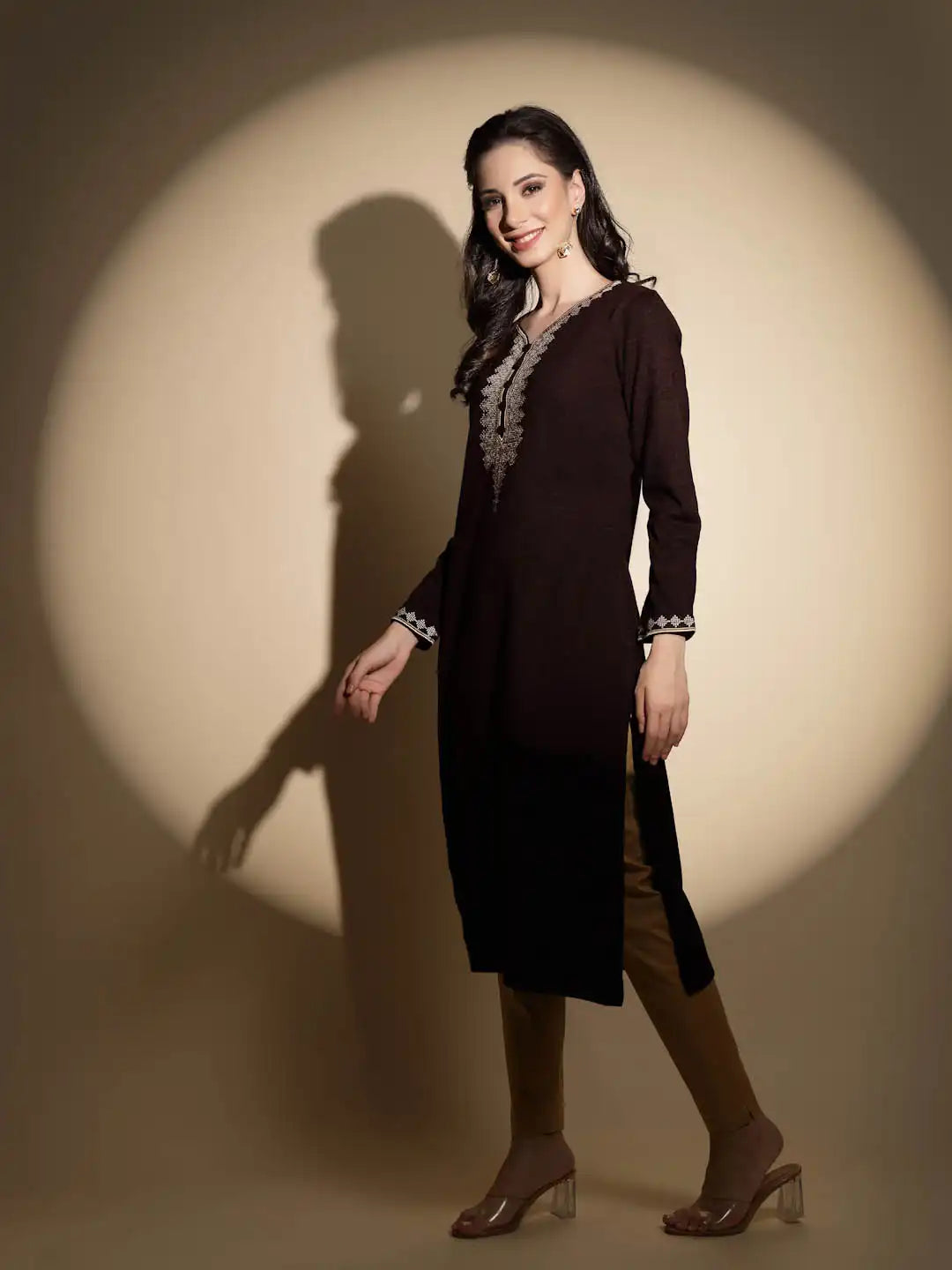 Wine Embroidered Full Sleeve Raglan Cut Crew Neck Woolen Kurta - Global Republic