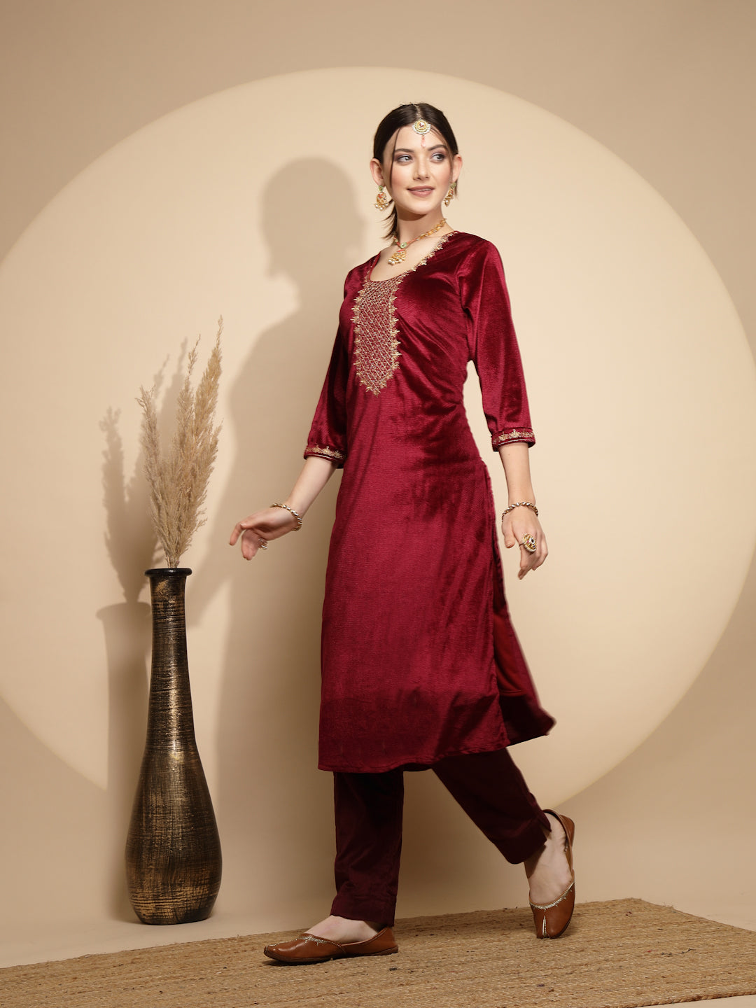 Maroon Embellished Three Quarter Round Neck Velvet Kurta For Women