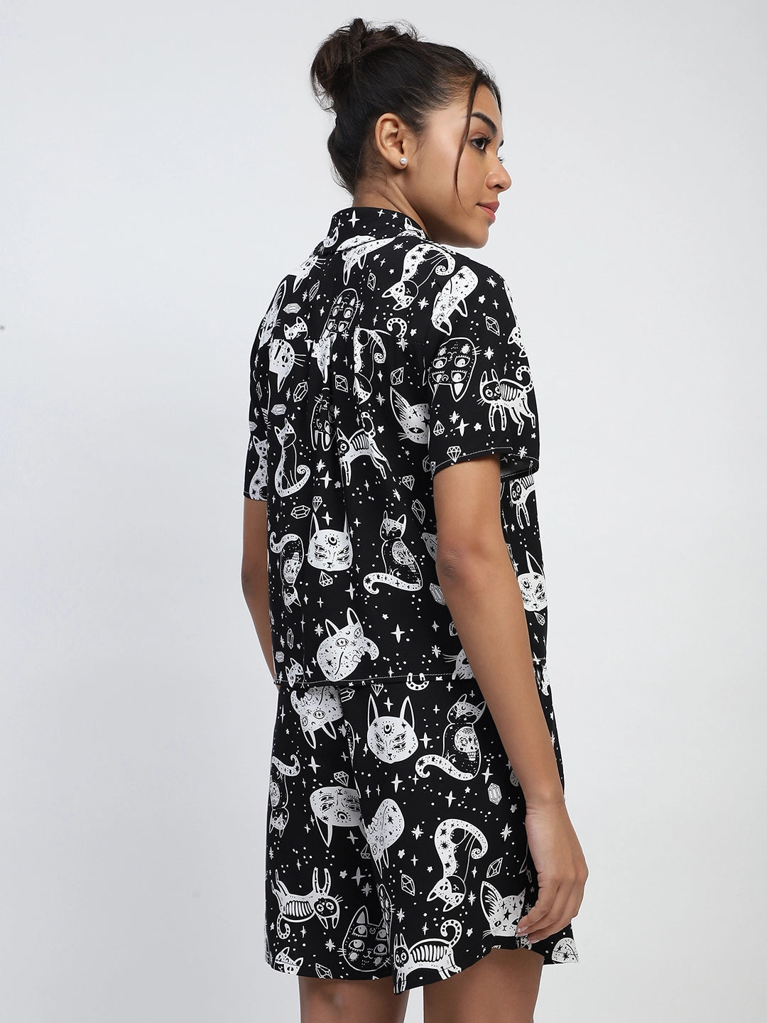 Black Rayon Abstract Print Nightsuit