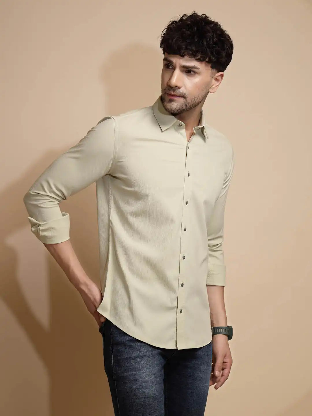Off White Solid Full Sleeve Collared Neck  Shirt - Global Republic