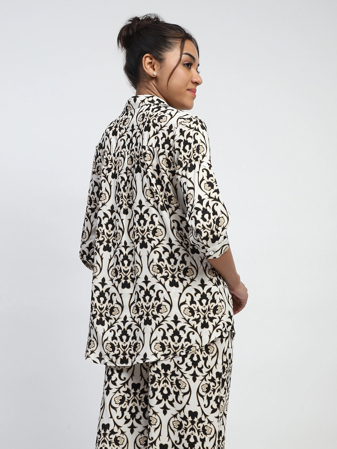 Black Rayon Abstract Print Nightsuit