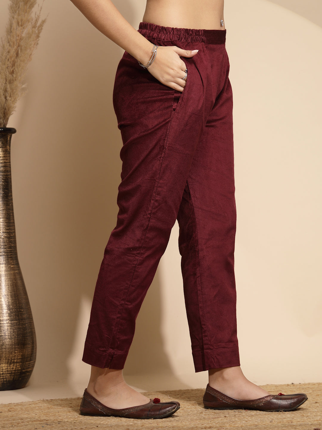 Wine Solid Woolen Blend High Rise Regular fit Pants For Women
