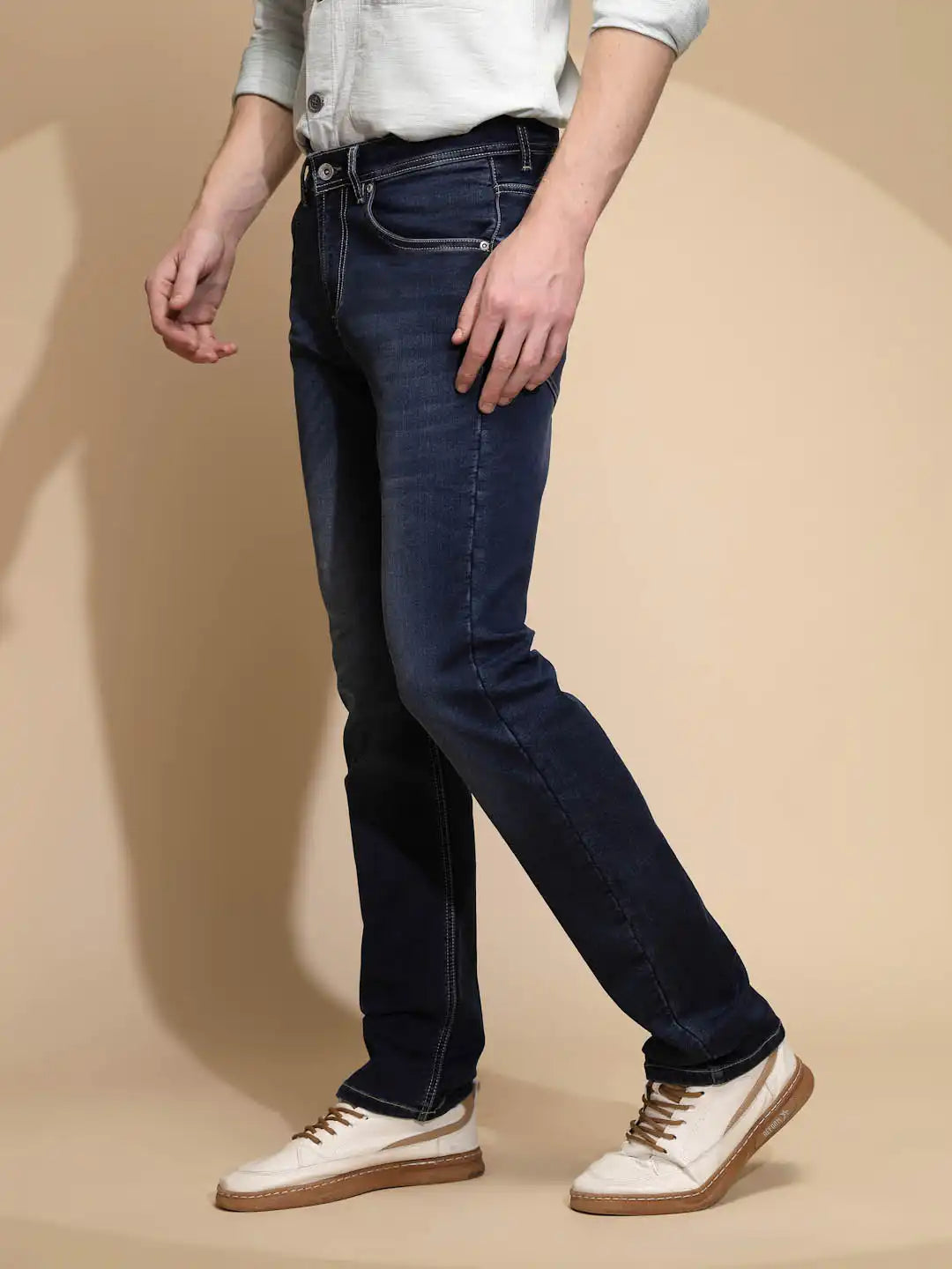 Solid Blue Mid Rise Straight fit Jeans