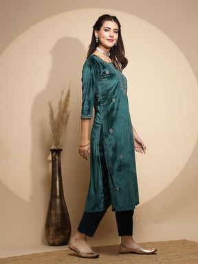 Green Embroidery Full Sleeve V-Neck With Velvet Kurta For Women