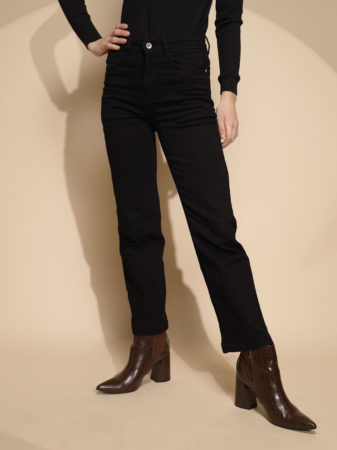 Women Black Solid Cotton Blend Mid Rise Regular fit Jeans
