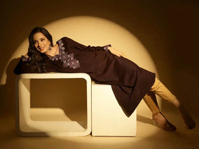 Wine Embroidered Full Sleeve Raglan Cut Crew Neck Woolen Kurta