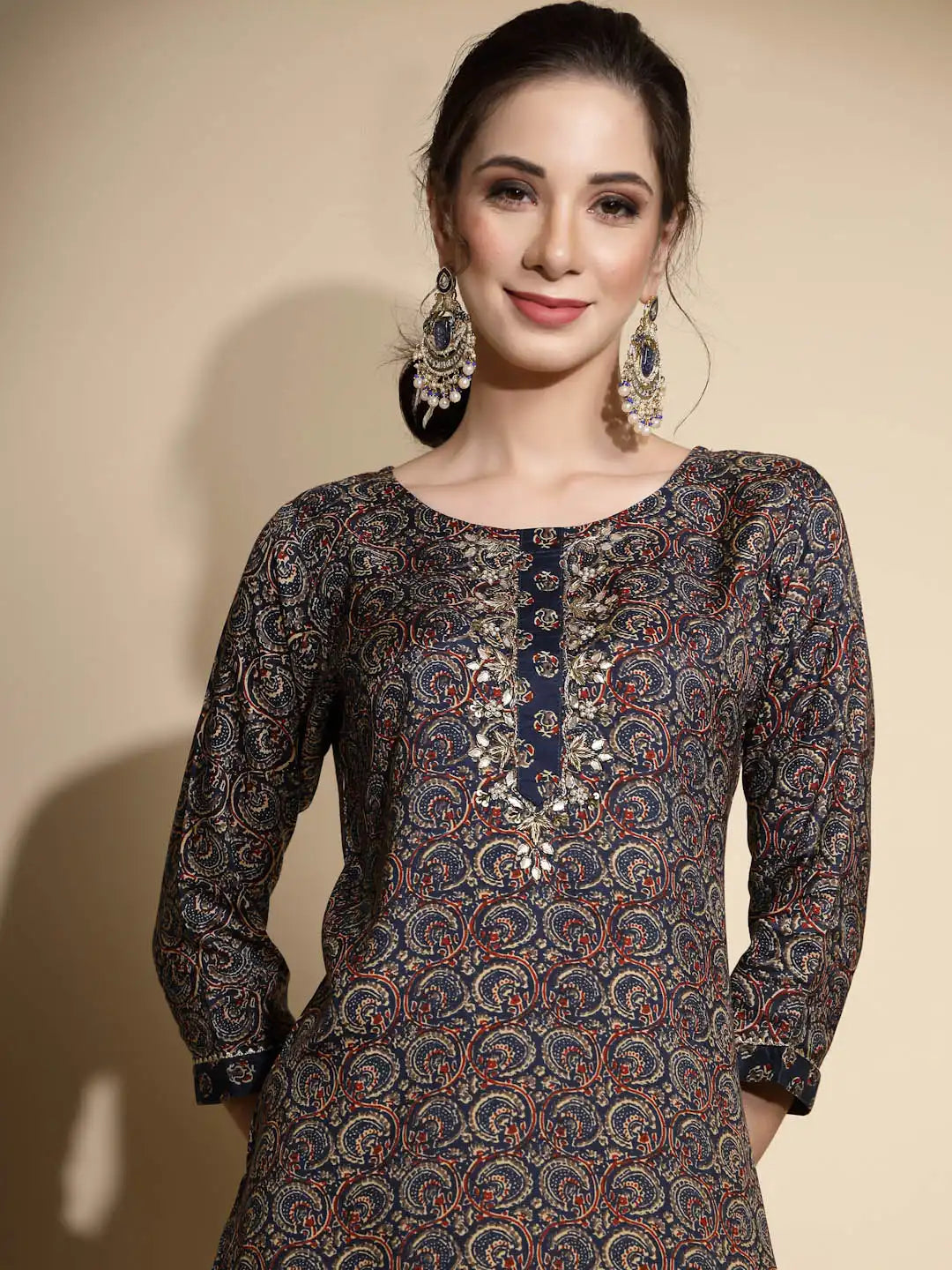 Blue Embroidered Three Quarter Sleeves Round Neck Cotton Blend Kurta - Global Republic