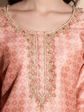 Peach Embroidered Three Quarter Sleeves Round Neck Cotton Blend Kurta