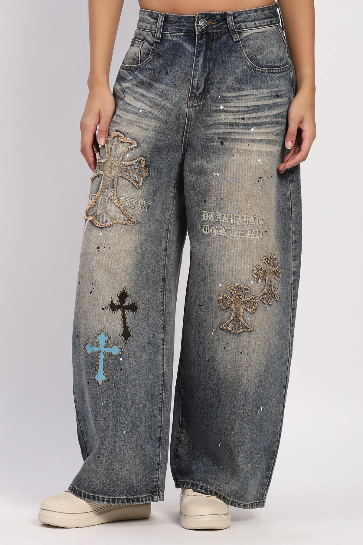 Embellished Baggy Fit Jeans