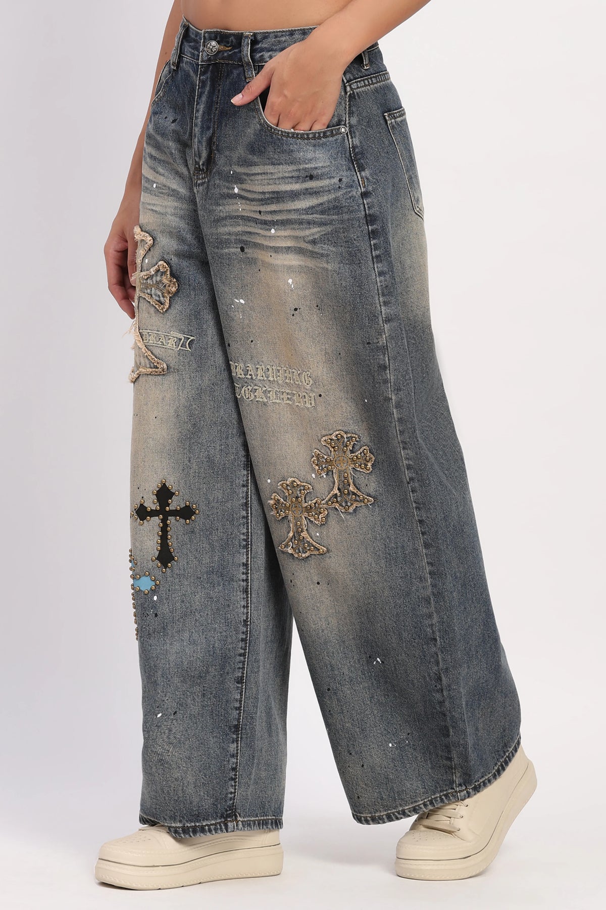 Embellished Baggy Fit Jeans