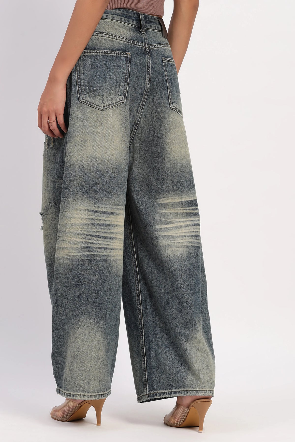 Distressed Baggy Balloon Jeans
