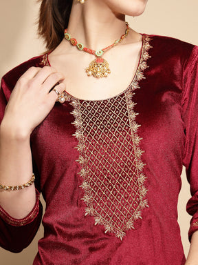 Maroon Embellished Three Quarter Round Neck Velvet Kurta For Women