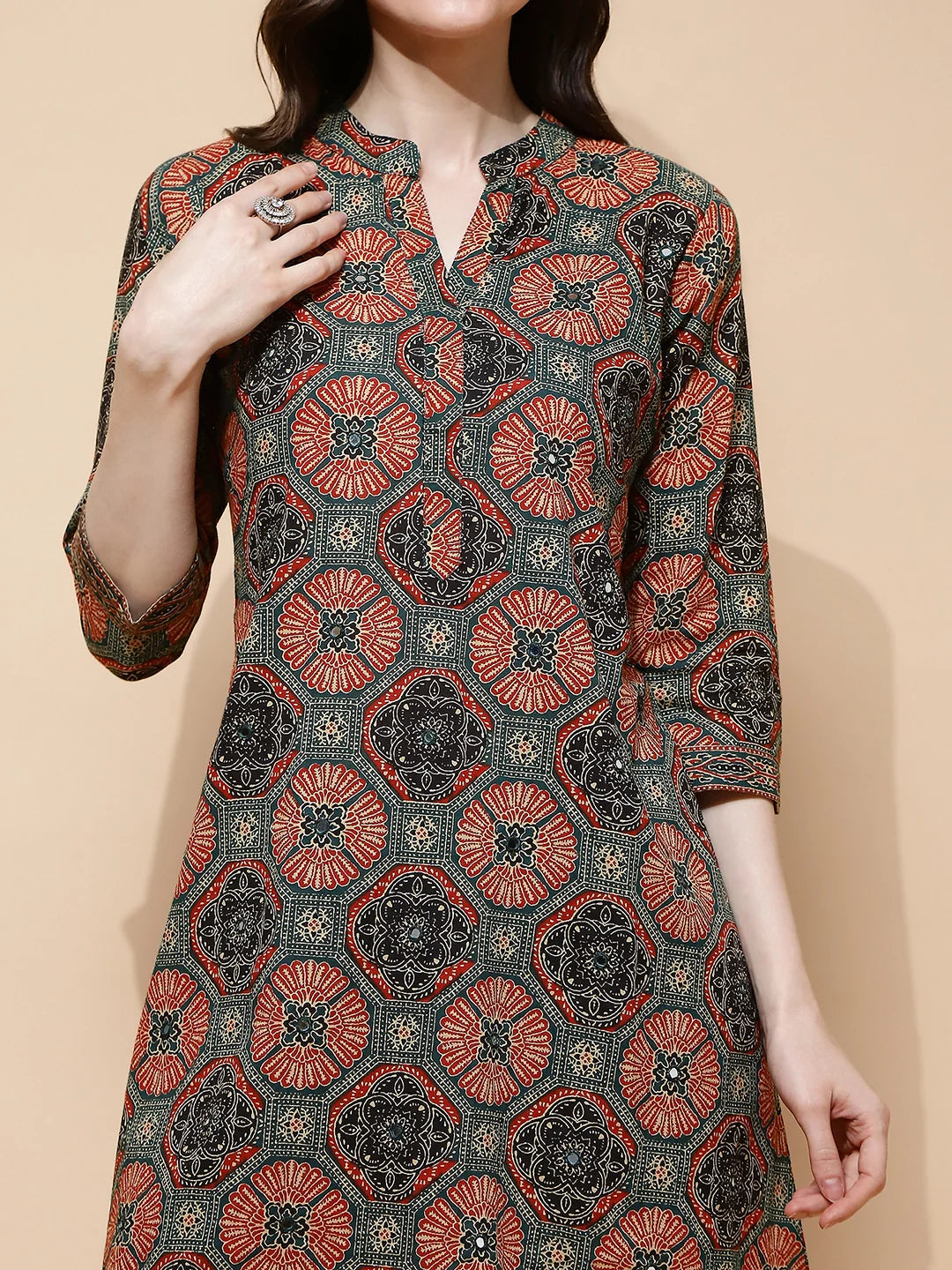 Rust Green Cotton Blend Loose Fit Kurta Set For Women - Global Republic