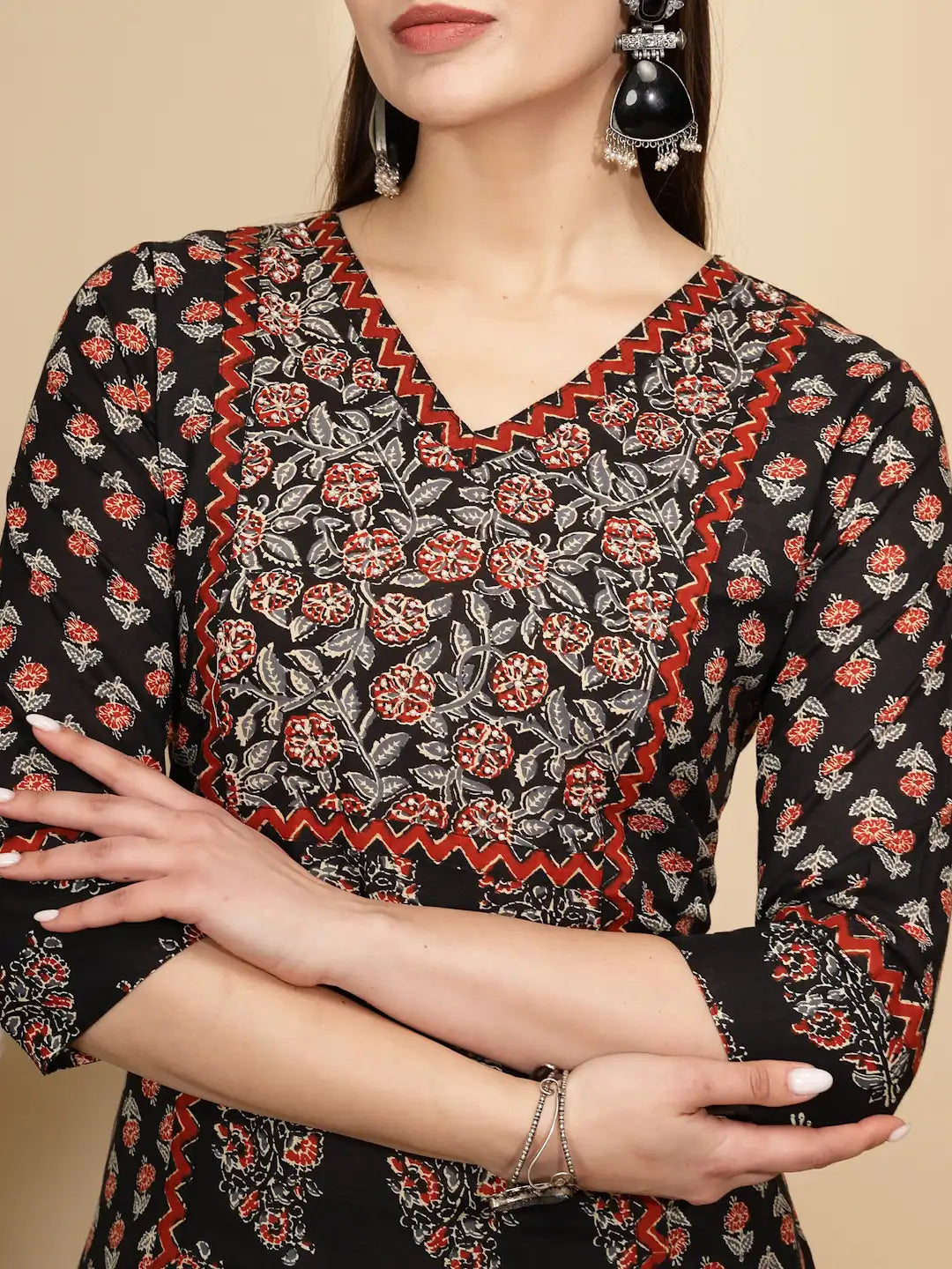 Black Cotton Regular Fit Suit Set For Women - Global Republic