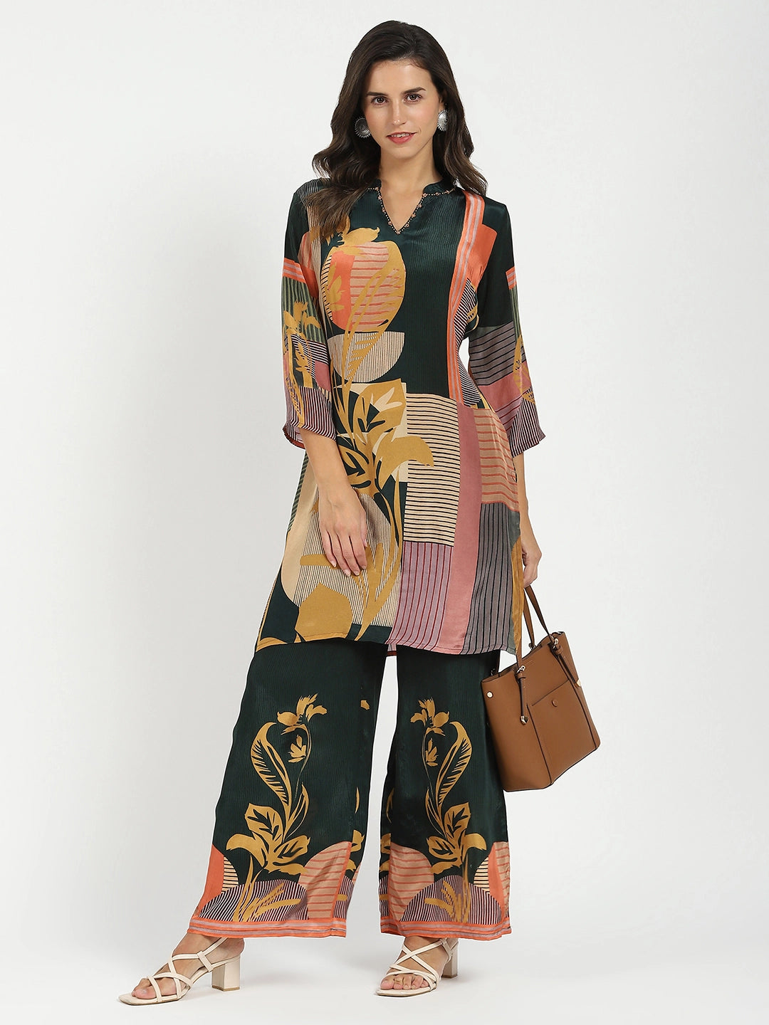 Green Abstract Crepe Kurta Set - Global Republic