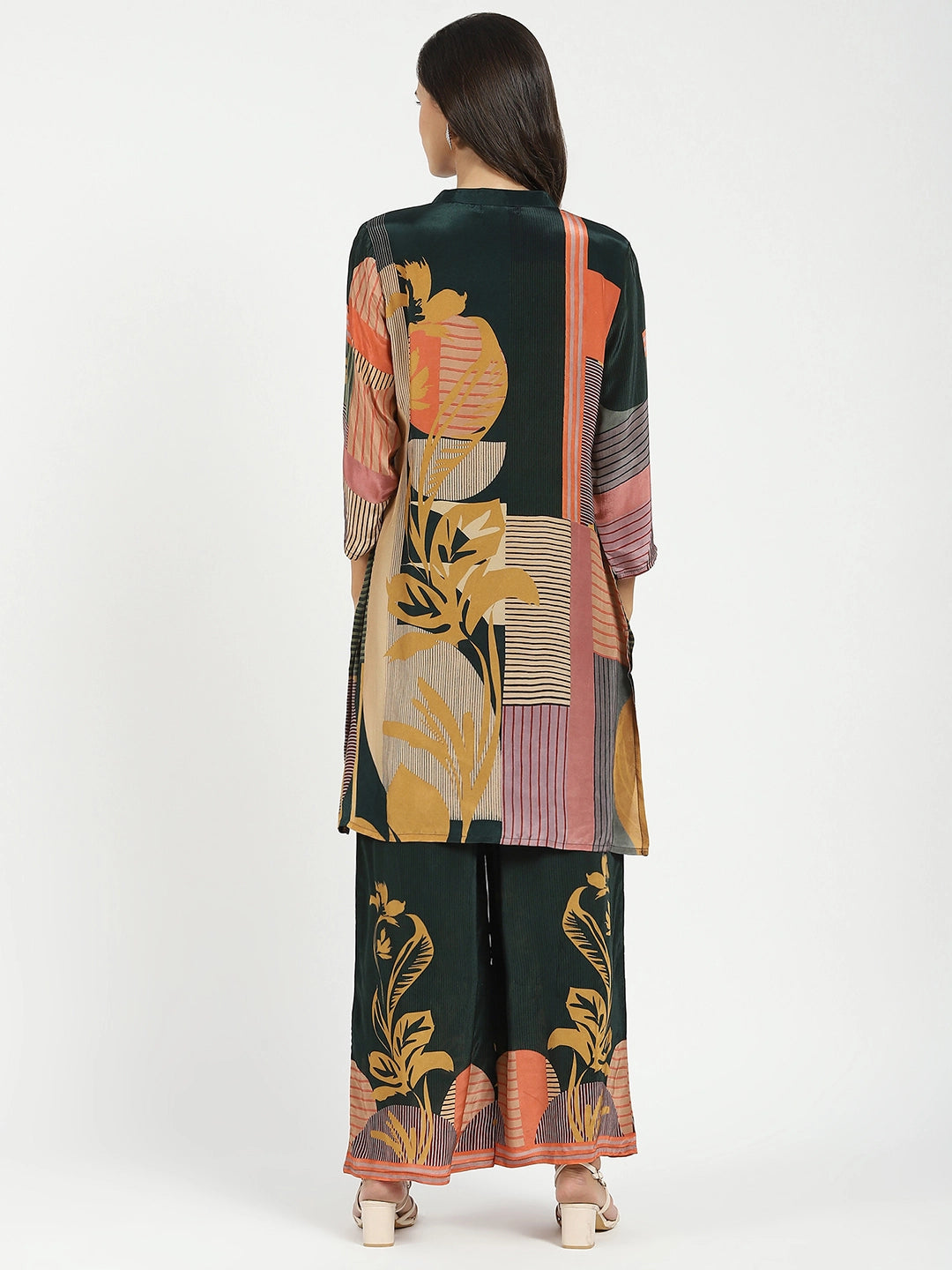 Green Abstract Crepe Kurta Set - Global Republic
