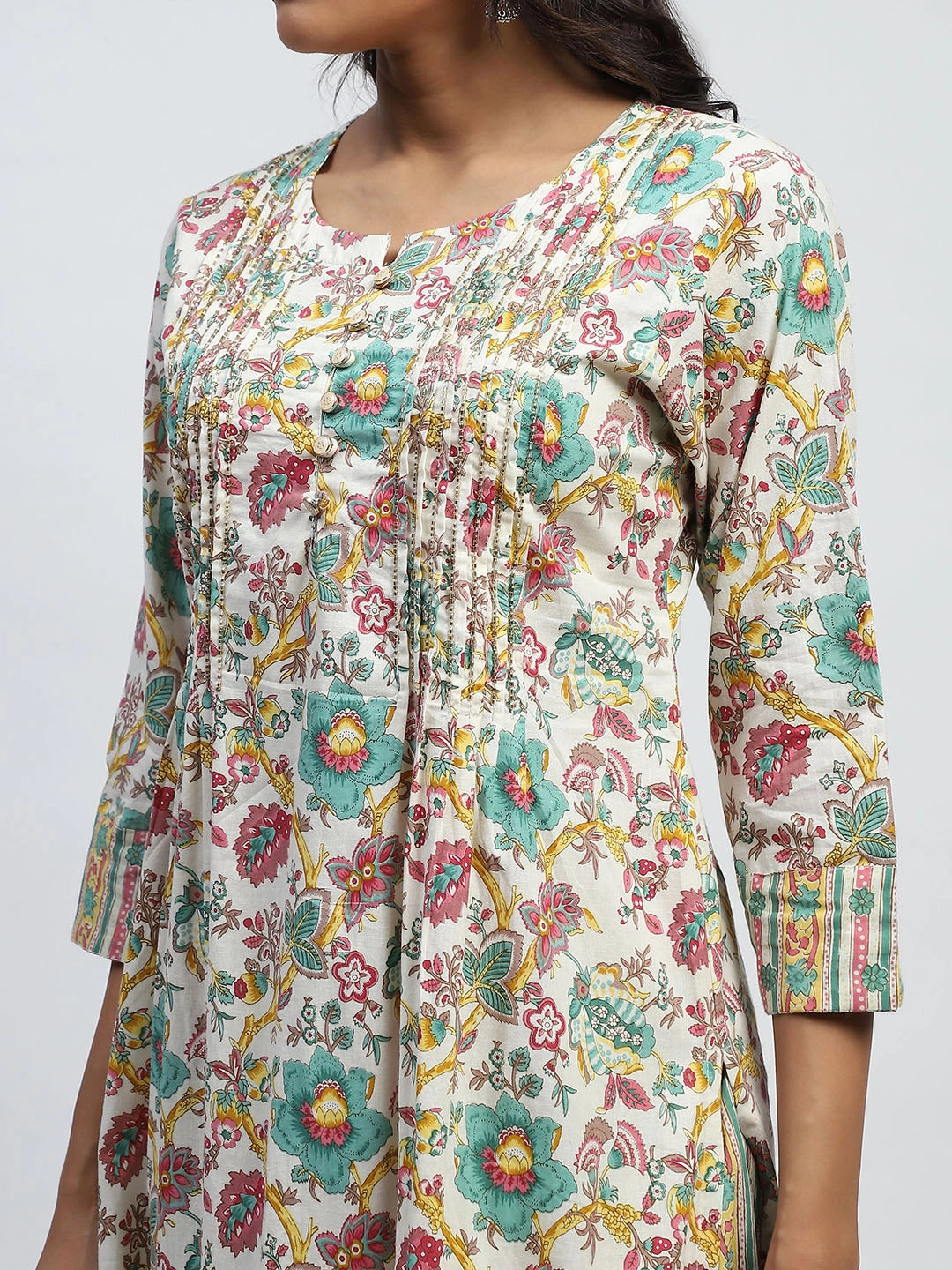 Green Floral Embroidered Suit Set - Global Republic