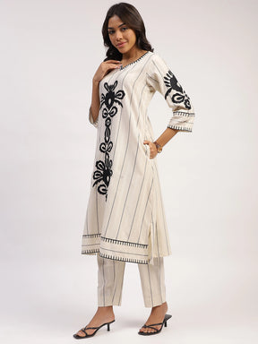 Embroidered Cotton Linen Kurta Set