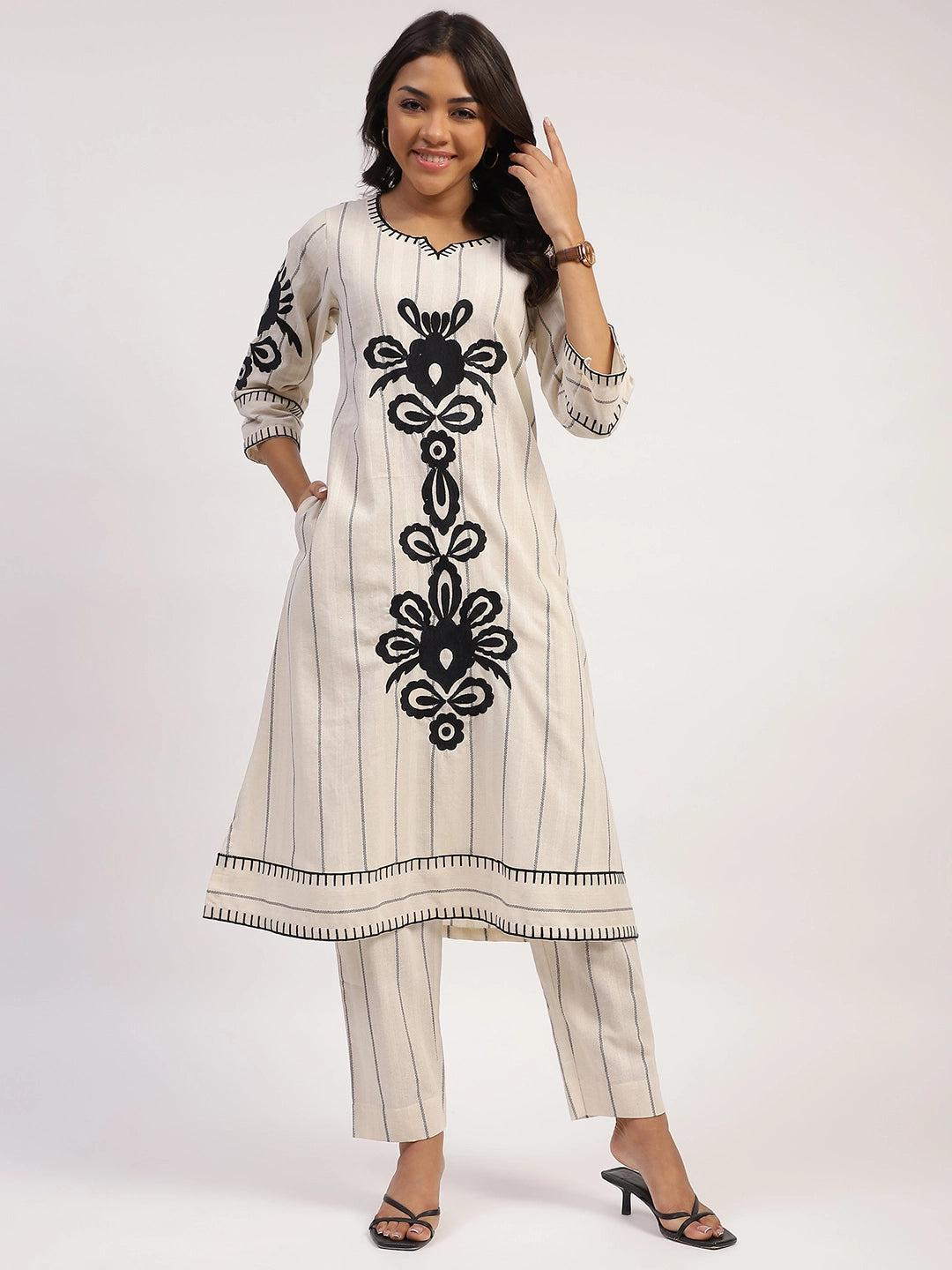 Embroidered Cotton Linen Kurta Set