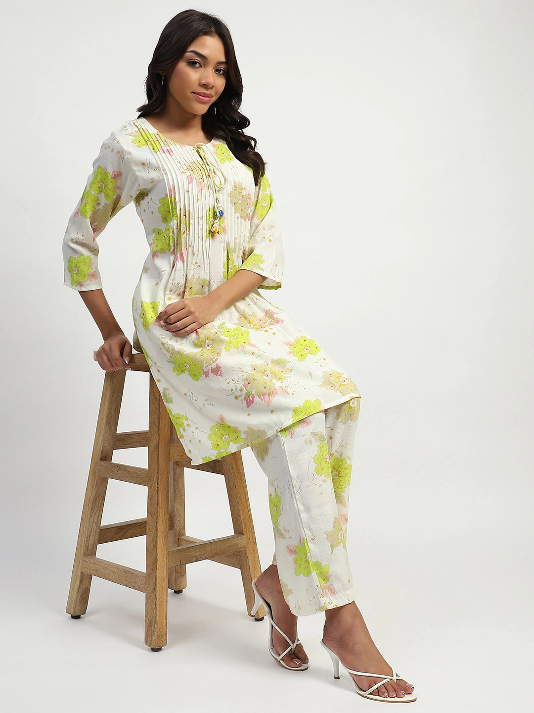 White & Green Floral Cotton Kurta Set - Global Republic