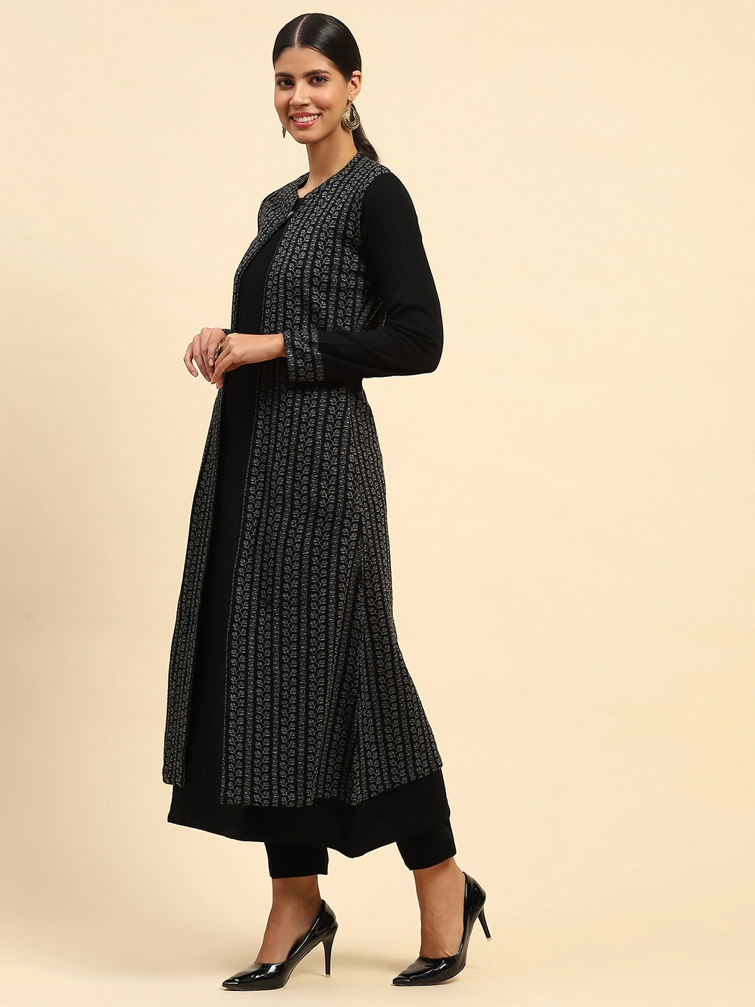Black Woolen Knitted Layered Round Neck Button Kurta - Global Republic