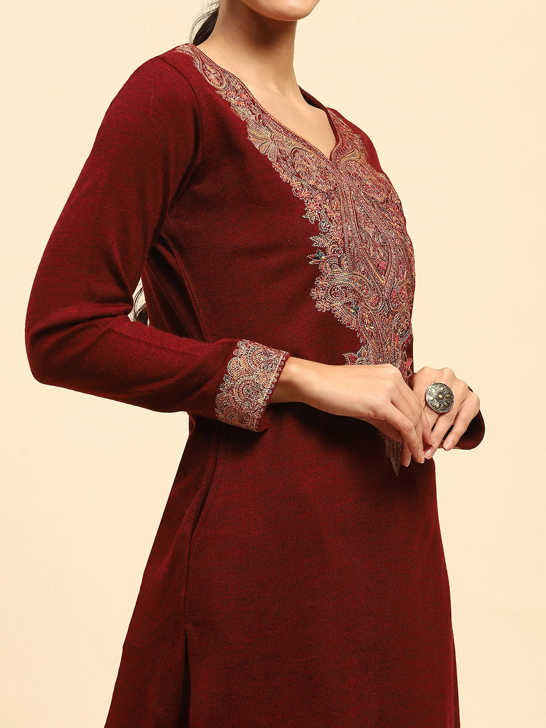 Dark Maroon WoolenThread Embroidered V-Neck Kurta - Global Republic