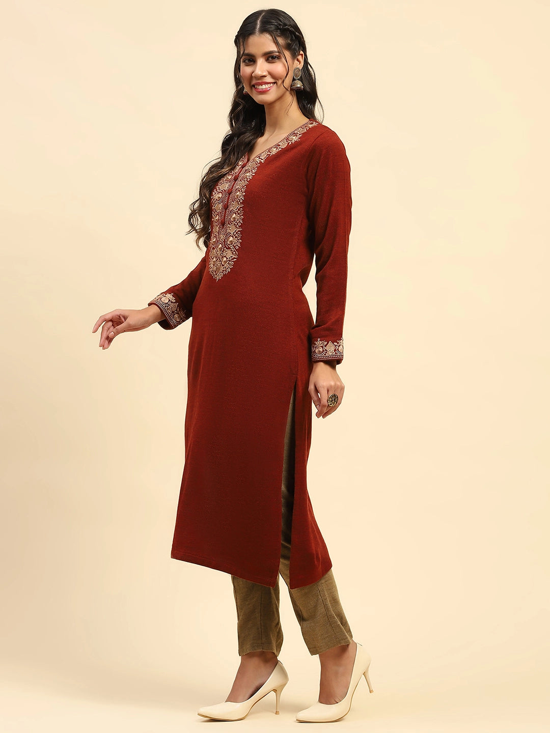 Rust Woolen Thread Embroidered V-Neck Kurta - Global Republic