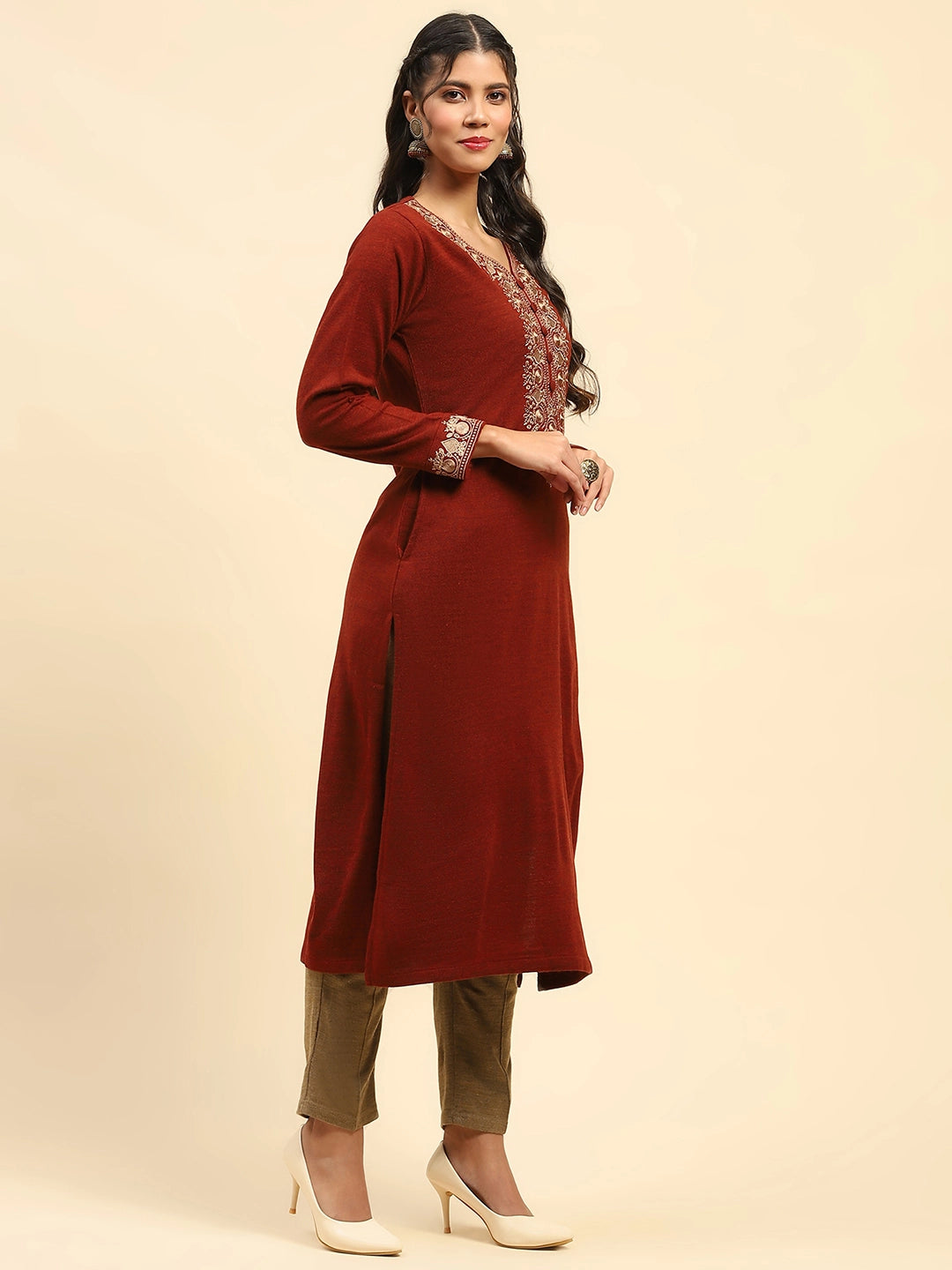 Rust Woolen Thread Embroidered V-Neck Kurta - Global Republic