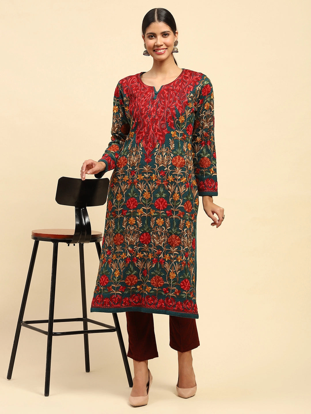 Rama Green Thread Woolen Embroidered Notch Neck Kurta - Global Republic