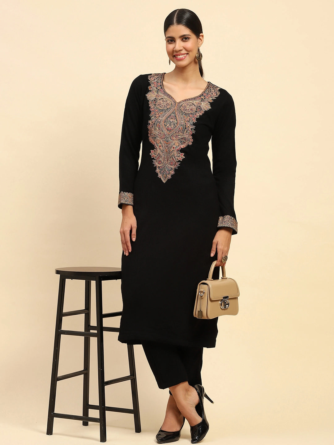 Black Woolen Solid Pant For Winter - Global Republic