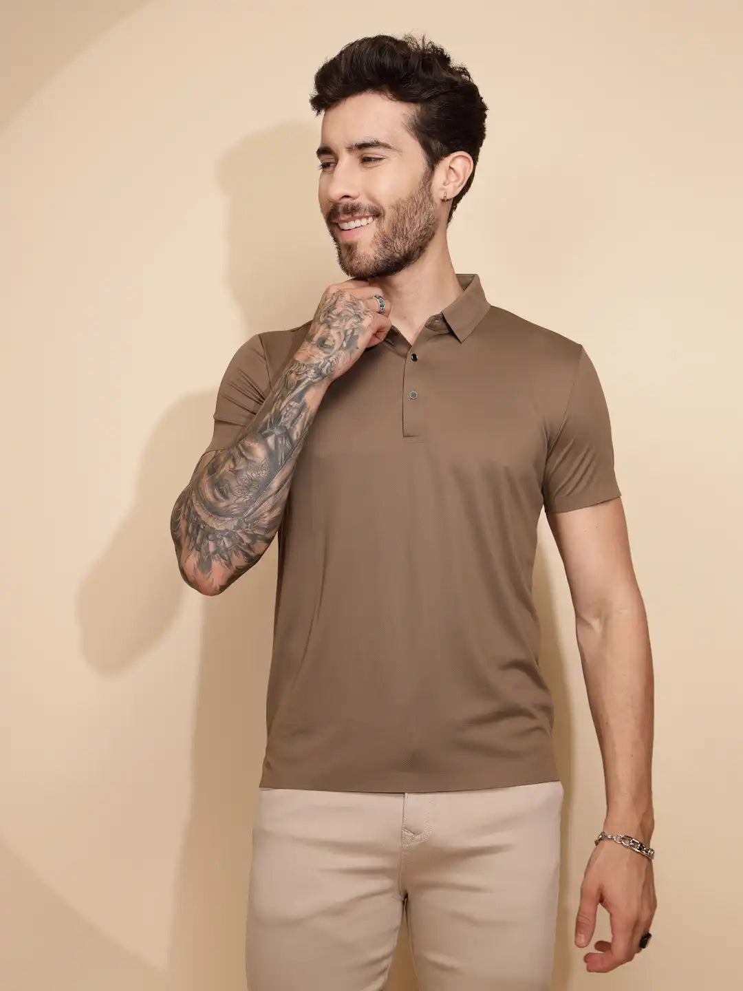 Brown  Regular Fit T-Shirt For Men - Global Republic