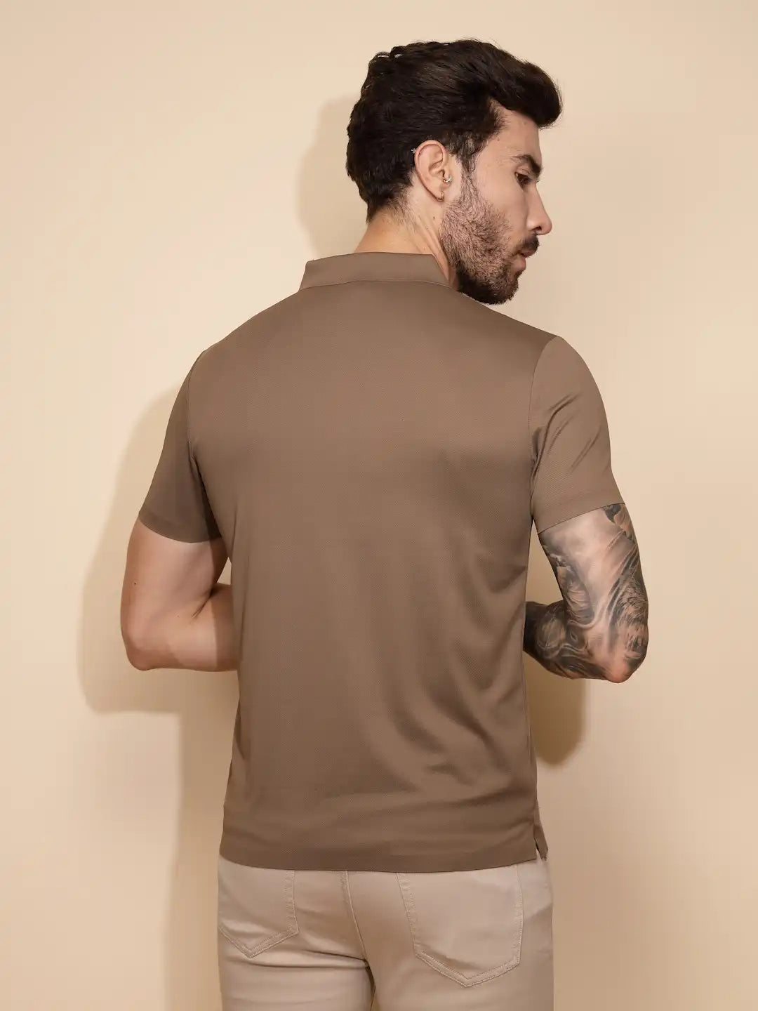 Brown  Regular Fit T-Shirt For Men - Global Republic