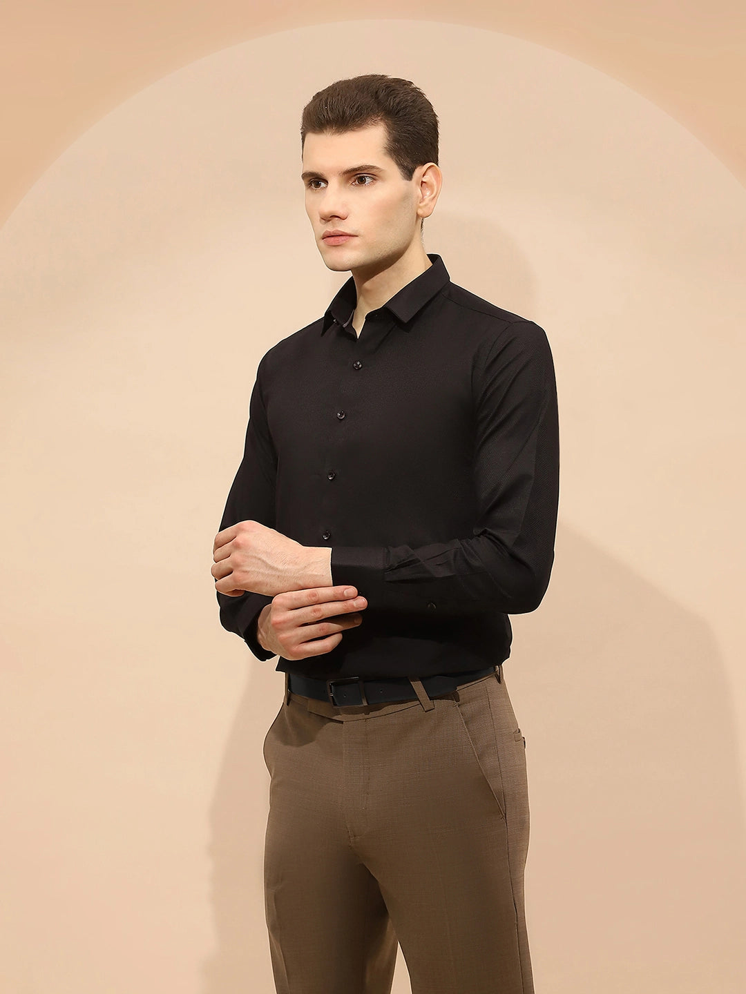 Black Cotton Blend Tailored Fit Shirt For Men