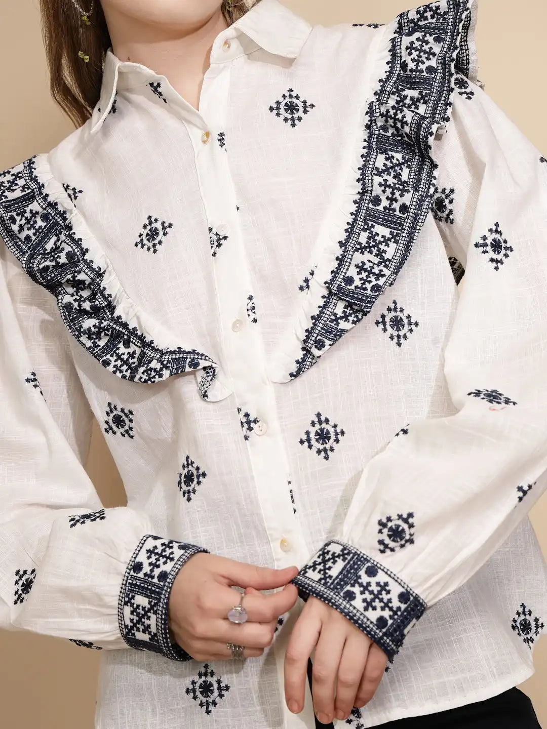 White cotton Regular Fit Shirt - Global Republic