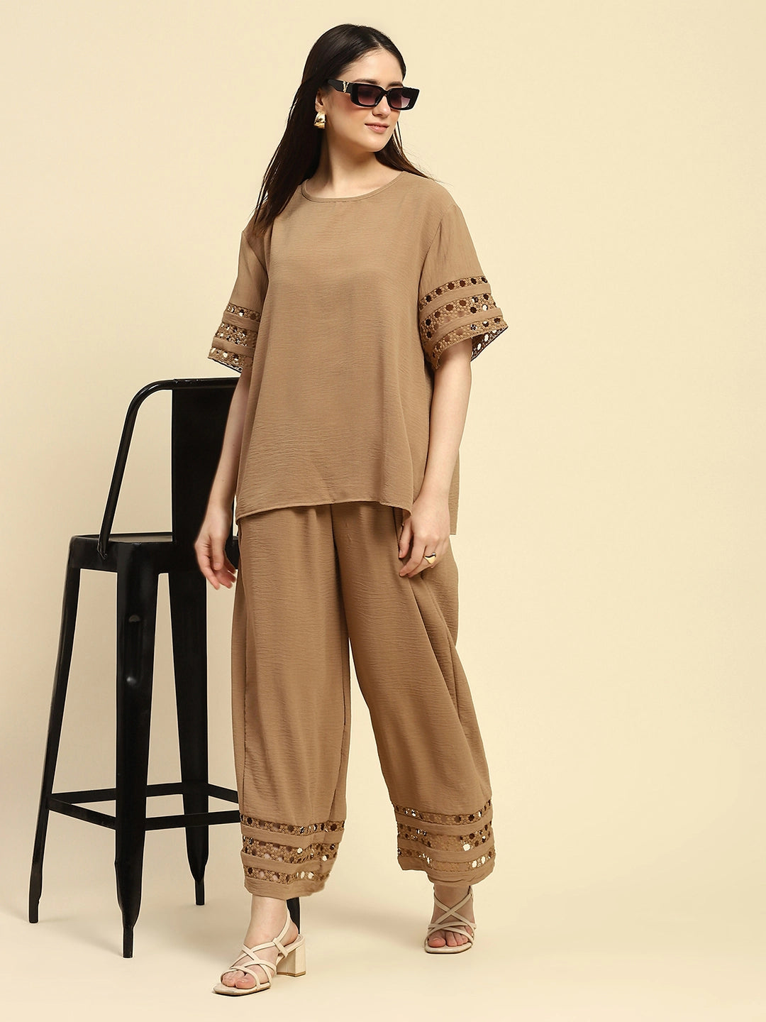 Beige Solid Lace Loose Nightsuit - Global Republic
