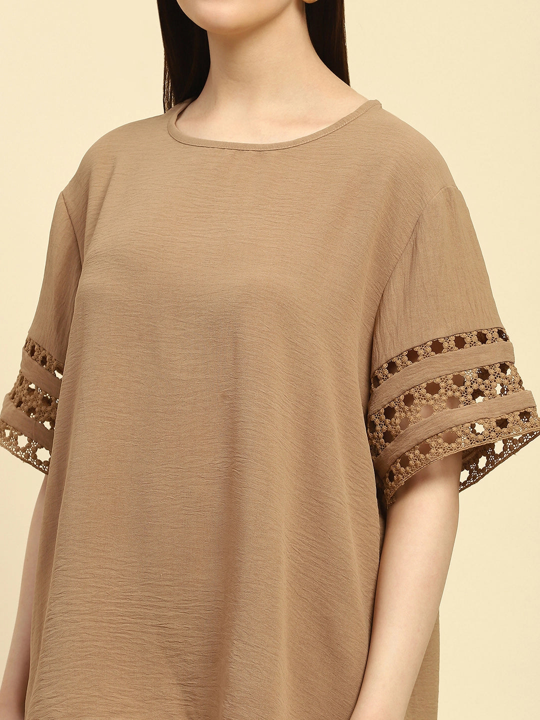 Beige Solid Lace Loose Nightsuit - Global Republic