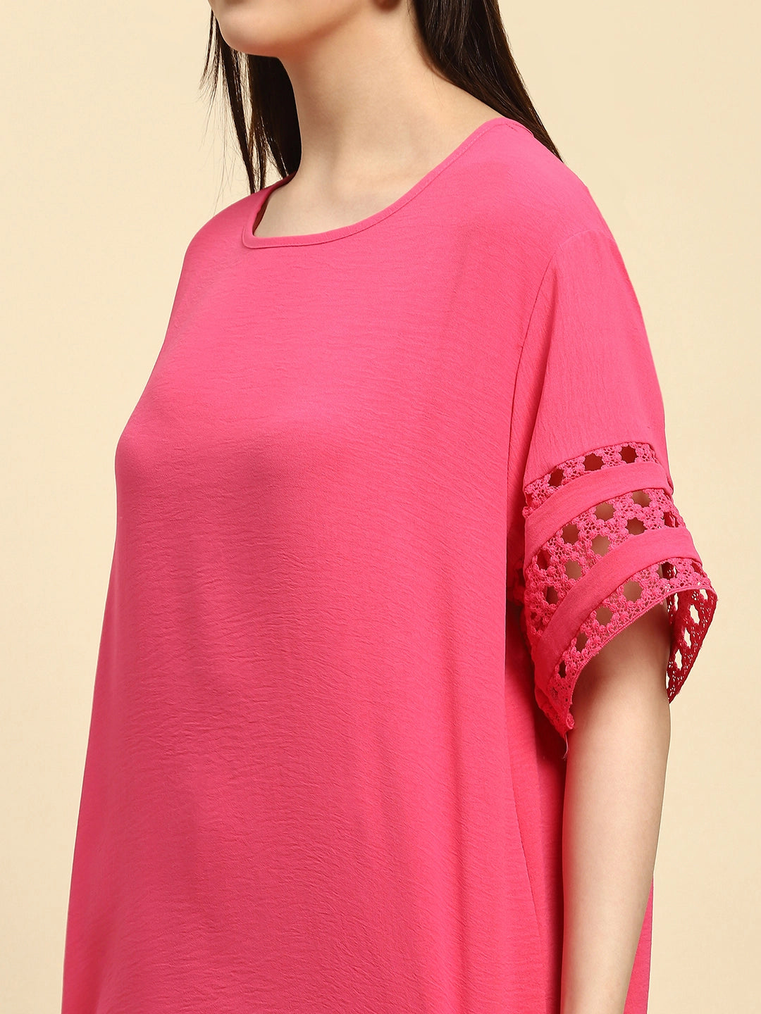 Pink Solid Lace Loose Nightsuit - Global Republic