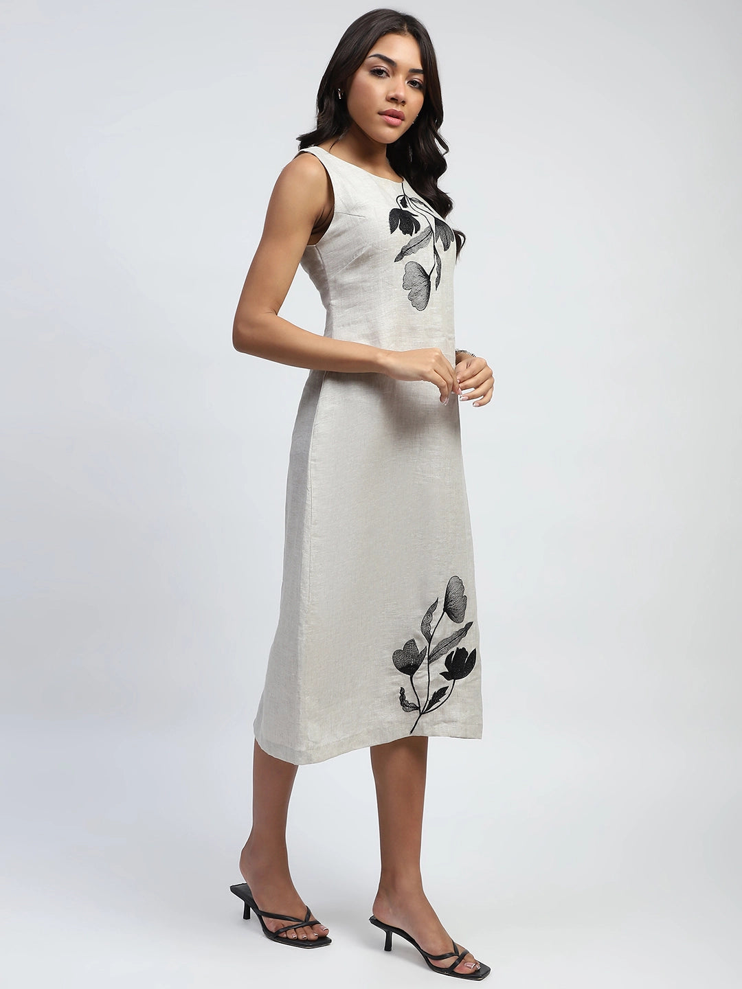 Natural Floral Embroidery Linen Dress - Global Republic