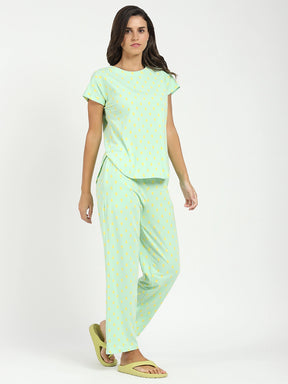 Green Printed Cotton Nightsuit