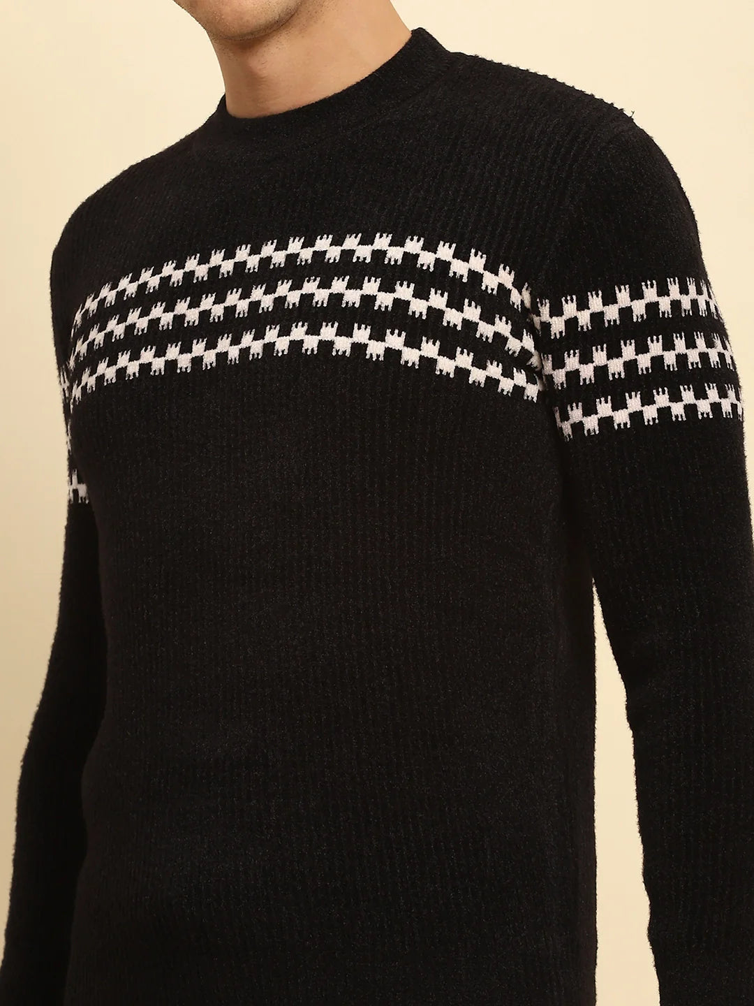 Black  Geometric Pullover - Global Republic