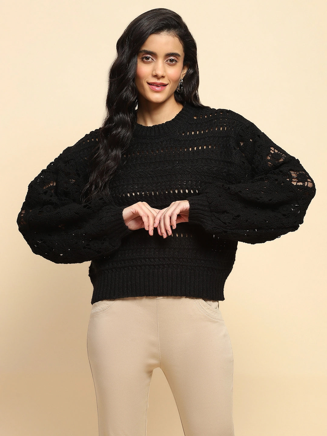 Black  Relaxed Fit Pullover - Global Republic