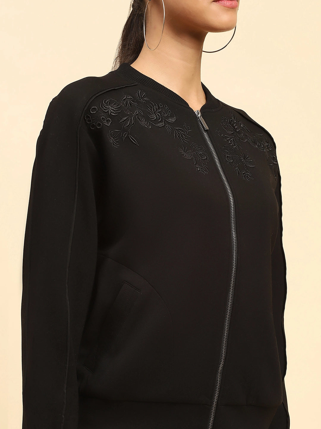 Black Embroidered  Sweatshirt - Global Republic