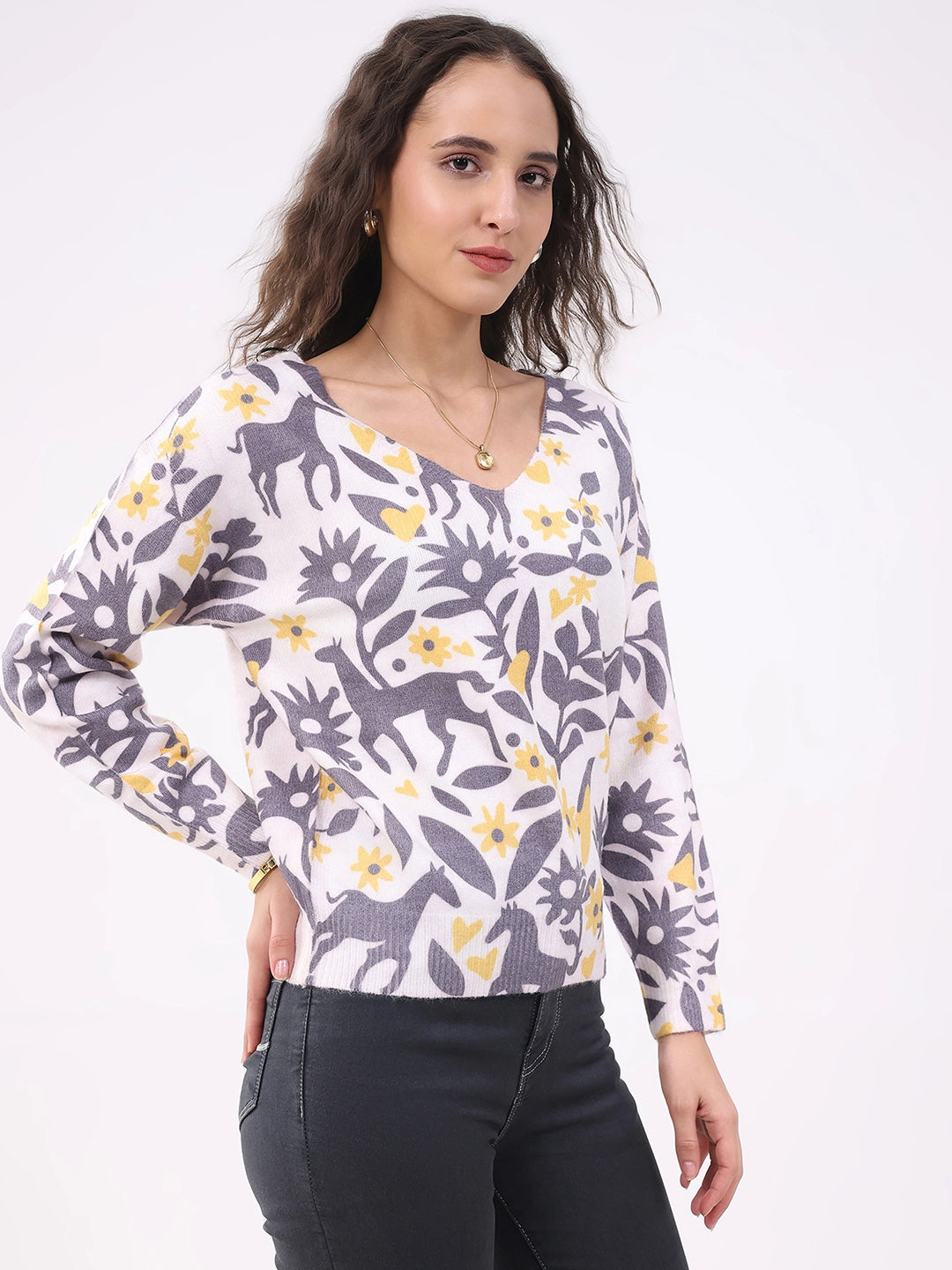 Off-White Floral Winter Pullover - Global Republic