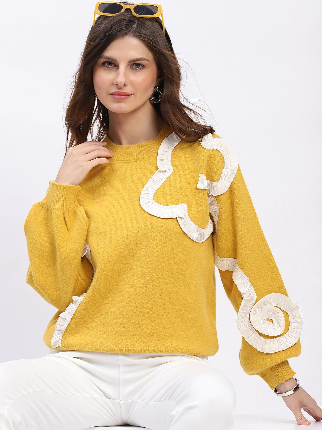 Ribbon Floral Embellished Pullover - Global Republic