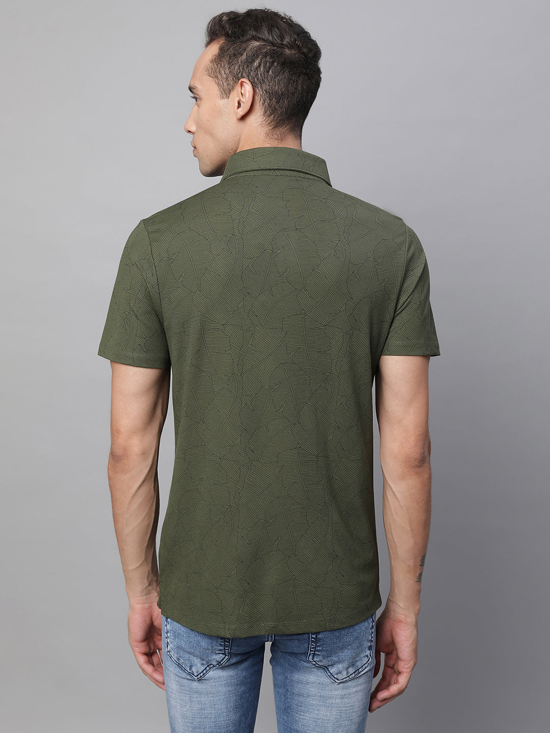 Mens Olive Collar Neck Printed T-Shirt - Global Republic