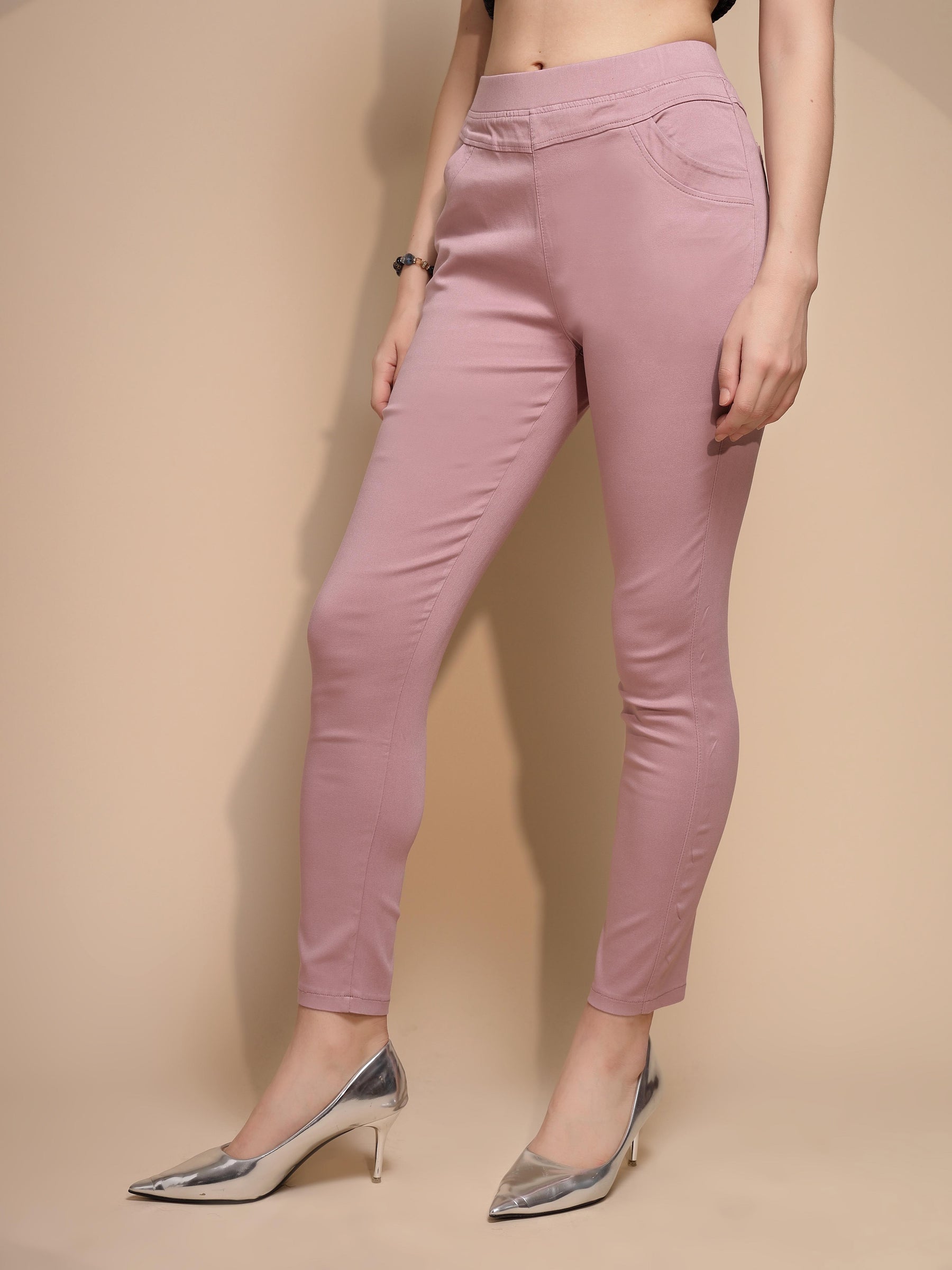 Women Pink Mid-Rise Slim Fit Jegging