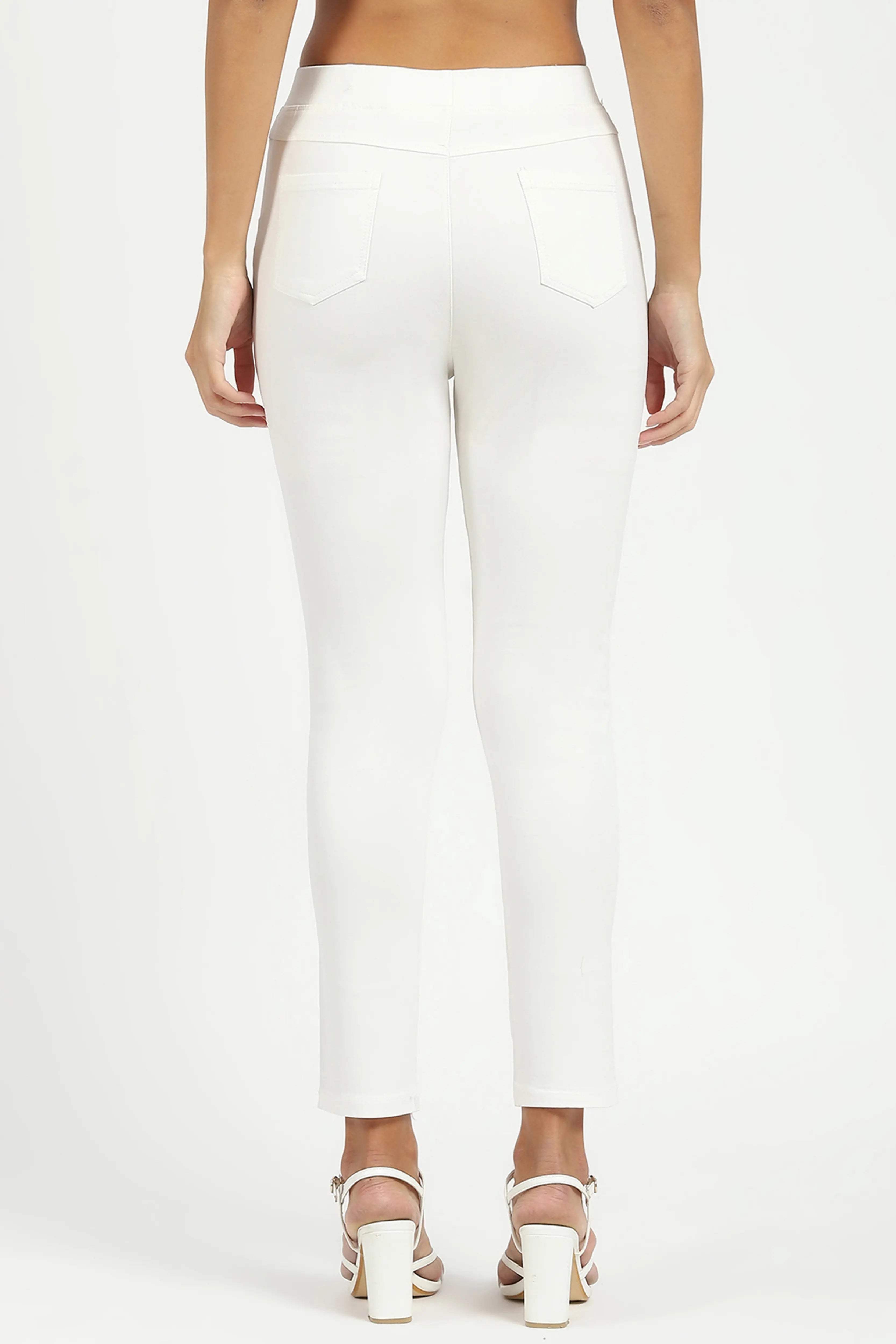 White Ultra Stretchable Jegging - Global Republic